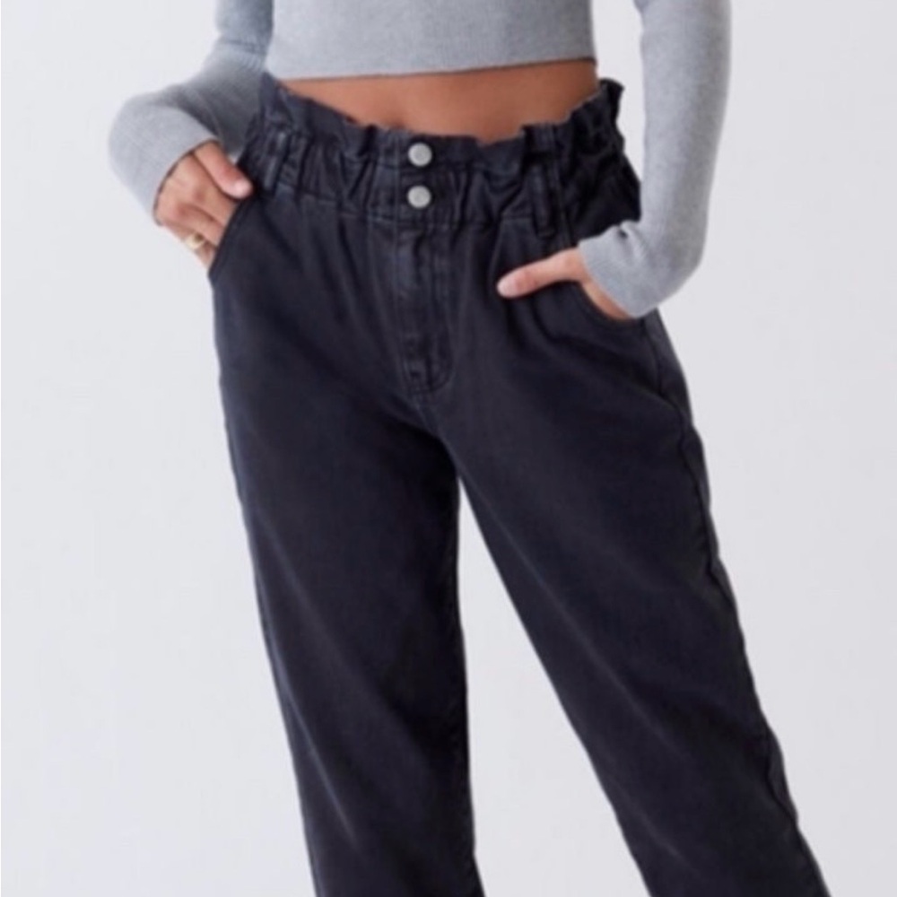 PacSun Women's High-Rise Straight Jeans - Black